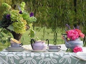 kako servirati engleski čaj-u-bašti